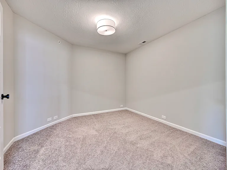 2307 Piazza Rdg — Photo 19