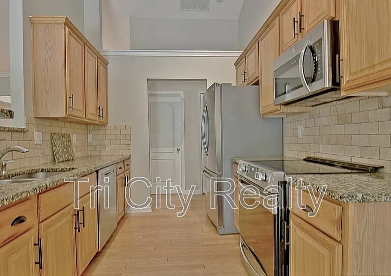 341 Hunterian Pl — Photo 23