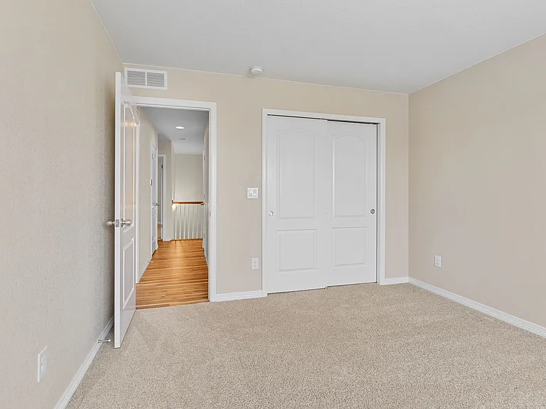 22898 E Saratoga Pl — Photo 36