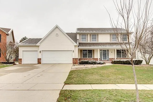 7 Waterside Cir photo 1