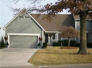 8601 Westridge Rd, Raytown, MO 64138