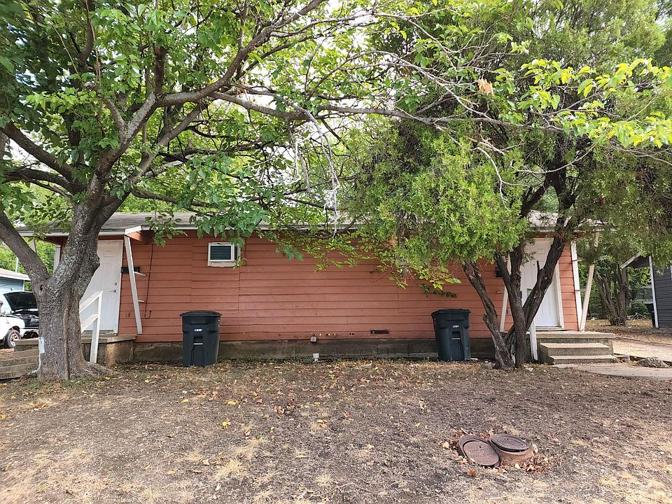 1st image of 911 Mimosa Dr #A & B