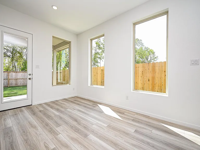 8278 Boundary Waters Dr — Photo 13