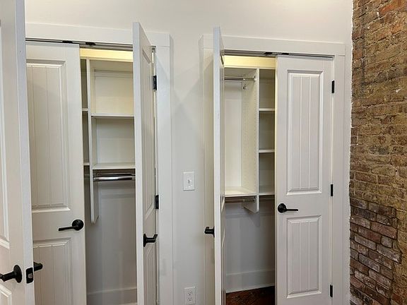 5th image of 102 W Summit Hill Dr APT 204