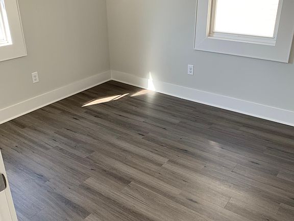 4th image of 51 Cedar Hill Ave