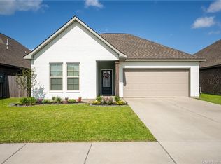 4455 Lakes Edge Dr, Lake Charles, LA 70607