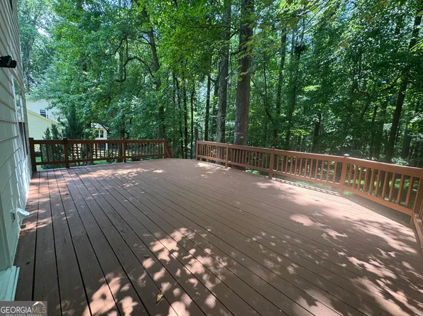 385 Tyson Cir, Roswell, GA 30076
