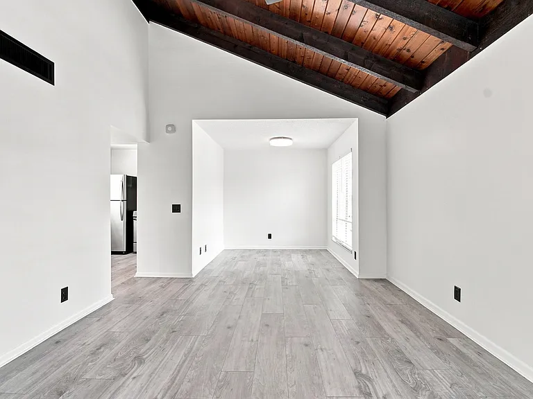10415 Carrollbrook Cir #207 — Photo 10