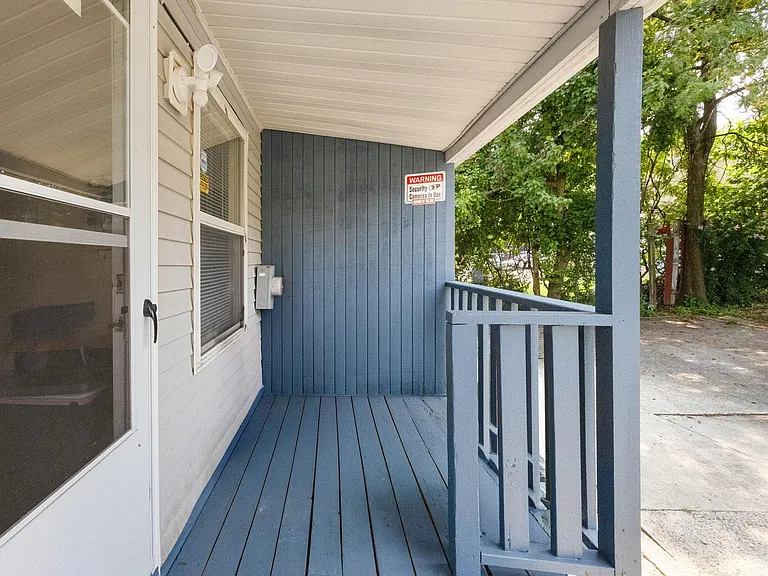 347 Johnston Ave — Photo 20