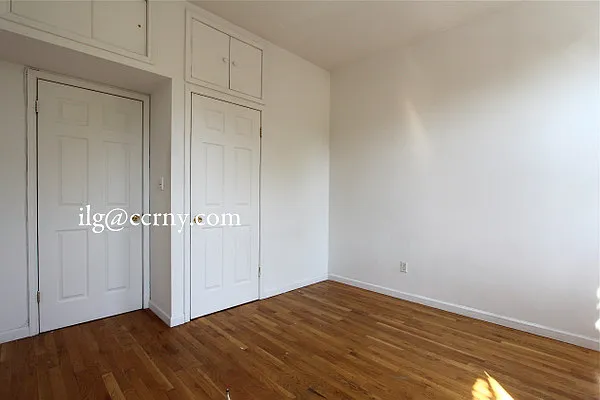 Rented by City Connections Realty | media 7