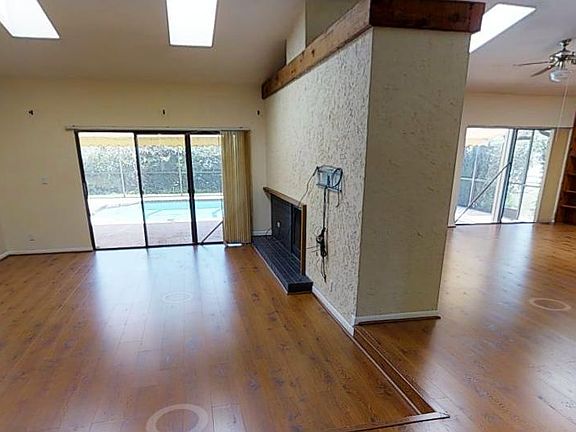 2nd image of 2237 Lob Lolly Ln