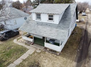 525 Eastpark St, Winner, SD 57580