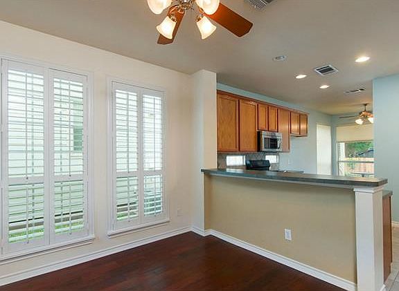 5th image of 2611 Kinney Oaks Ct