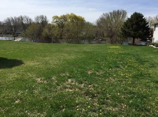 1270 Candlewick Dr NW, Poplar Grove, IL 61065