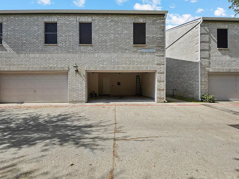 17641 Red Oak Dr #641 — Photo 21