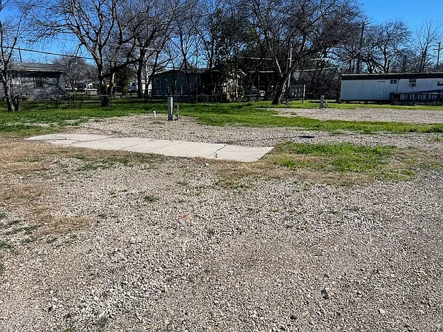 4210 S Zarzamora St — Photo 12
