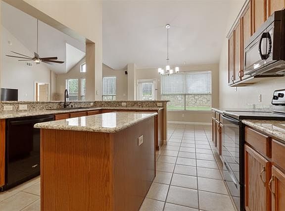 2nd image of 1701 Copper Leaf Dr