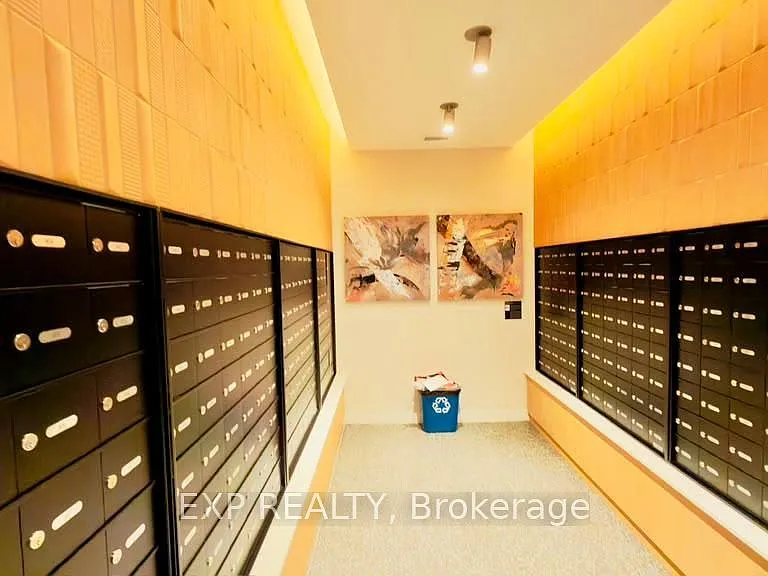 2495 Eglinton Ave W #716 — Photo 8