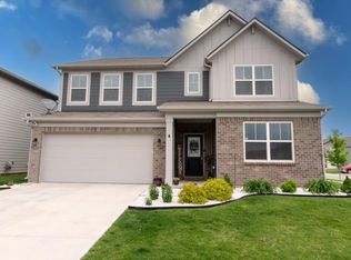 2354 S Bingham Pl, New Palestine, IN 46163