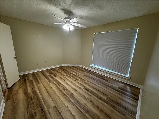 1138 S Madison St — Photo 5