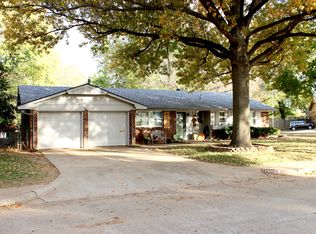 3300 Shadybrook Dr, Midwest City, OK 73110
