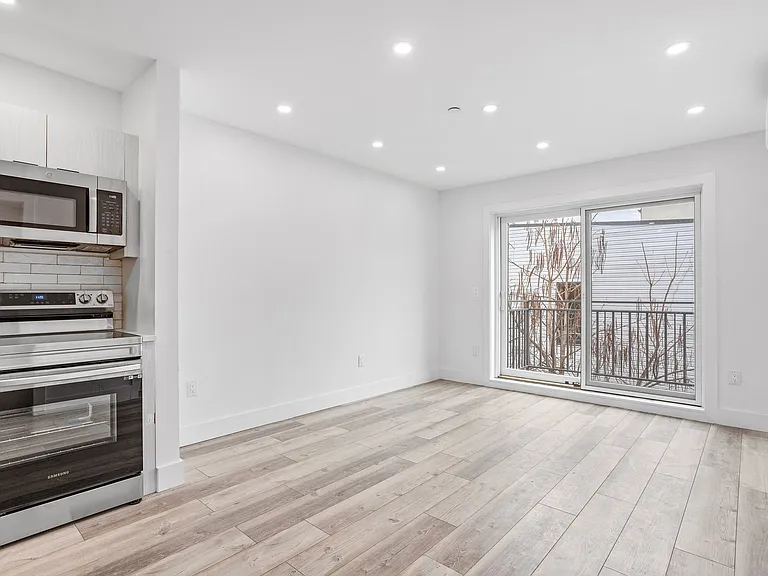 1334 Bushwick Ave #4F — Photo 8