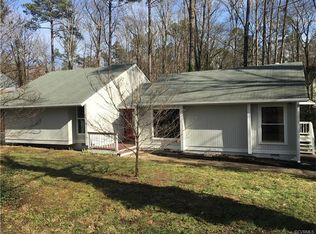 3011 Fox Chase Dr, Midlothian, VA 23112