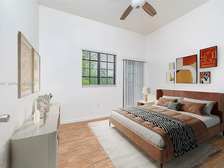 2851 Riverside Dr #207 — Photo 17