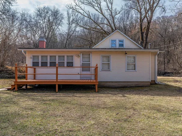 6691 Mill Hollow Rd, Savanna, IL 61074