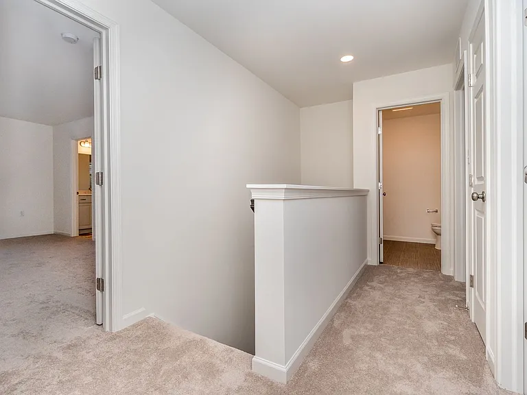 7869 Oak Brook Dr — Photo 26