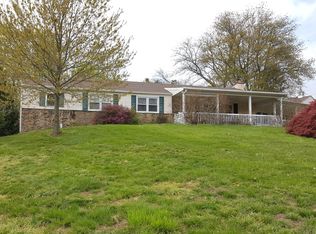 102 Tyson Rd, Newtown Square, PA 19073