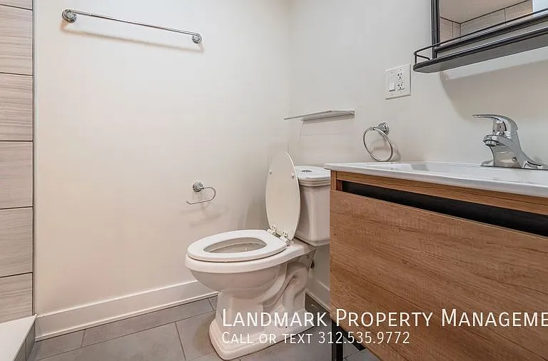 2038 W 21st St #1 — Photo 10
