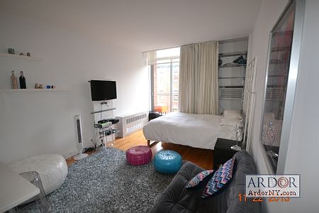 1st image of 184 Thompson St APT 4O