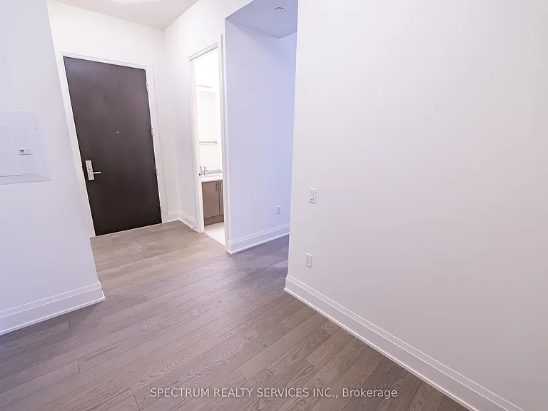 9000 Jane St #Penthouse 119 — Photo 9