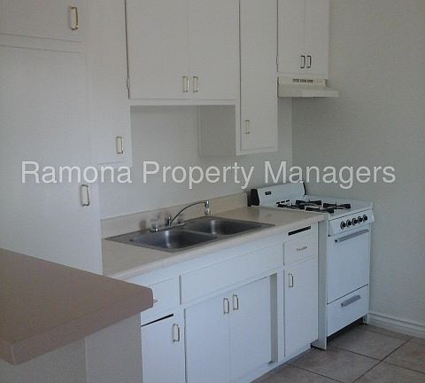 3rd image of 3850 Penn Mar Ave APT 6