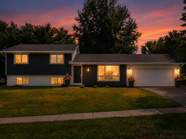 8090 159th St W, Apple Valley, MN 55124