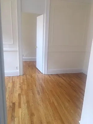 Rented by Walter & Samuels Inc | media 10