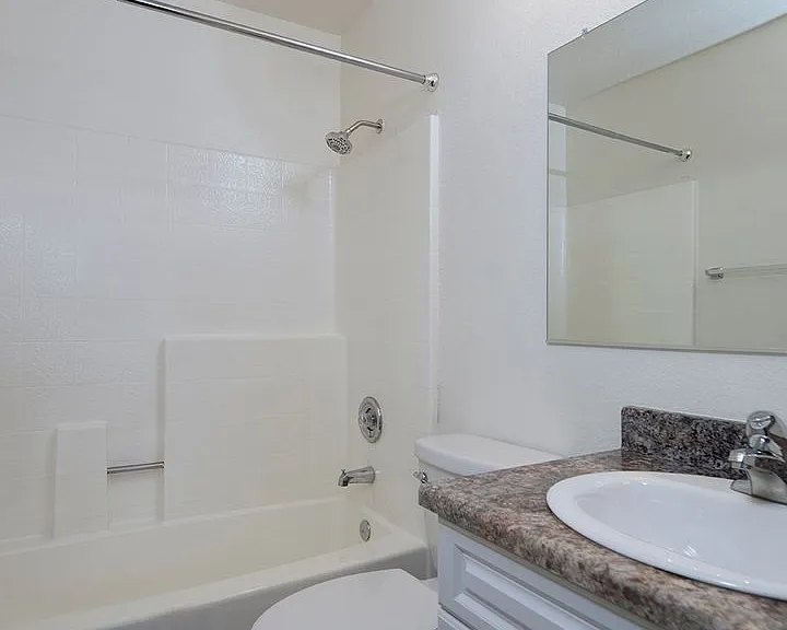 3639 South Bonita Street — Photo 13