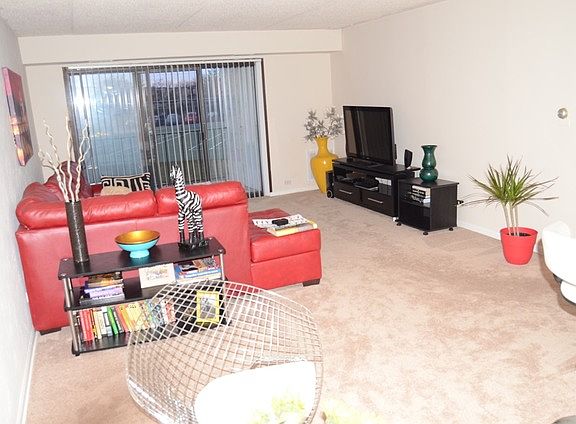 5th image of 450 Plum Creek Dr APT 110