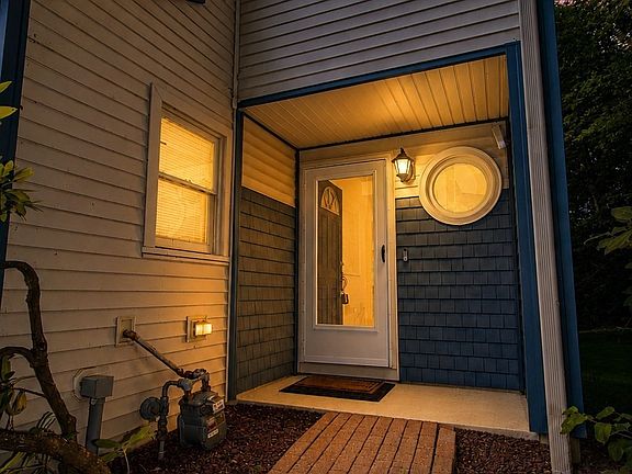2nd image of 55 Crystal Brook Way Unit A