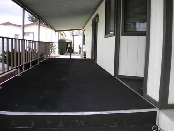 3rd image of 1300 W Menlo Ave Space 90