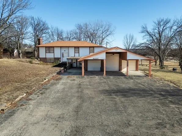 6220 NE Kincaid Rd, Topeka, KS 66617
