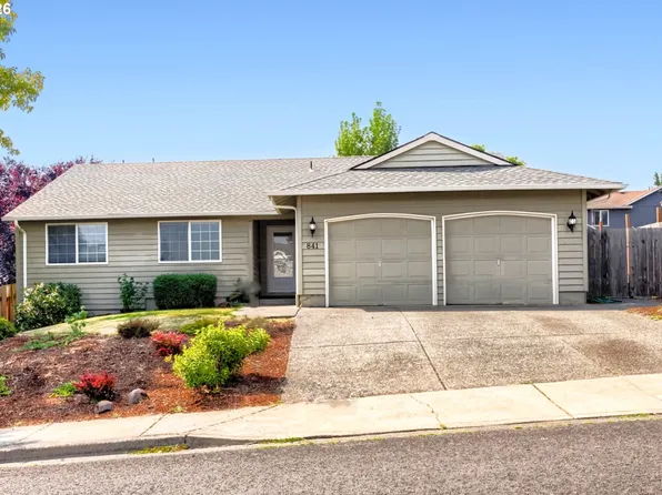 841 12th St, Lafayette, OR 97127