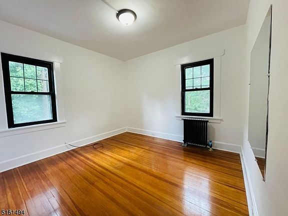 3rd image of 71 Wildwood Ave