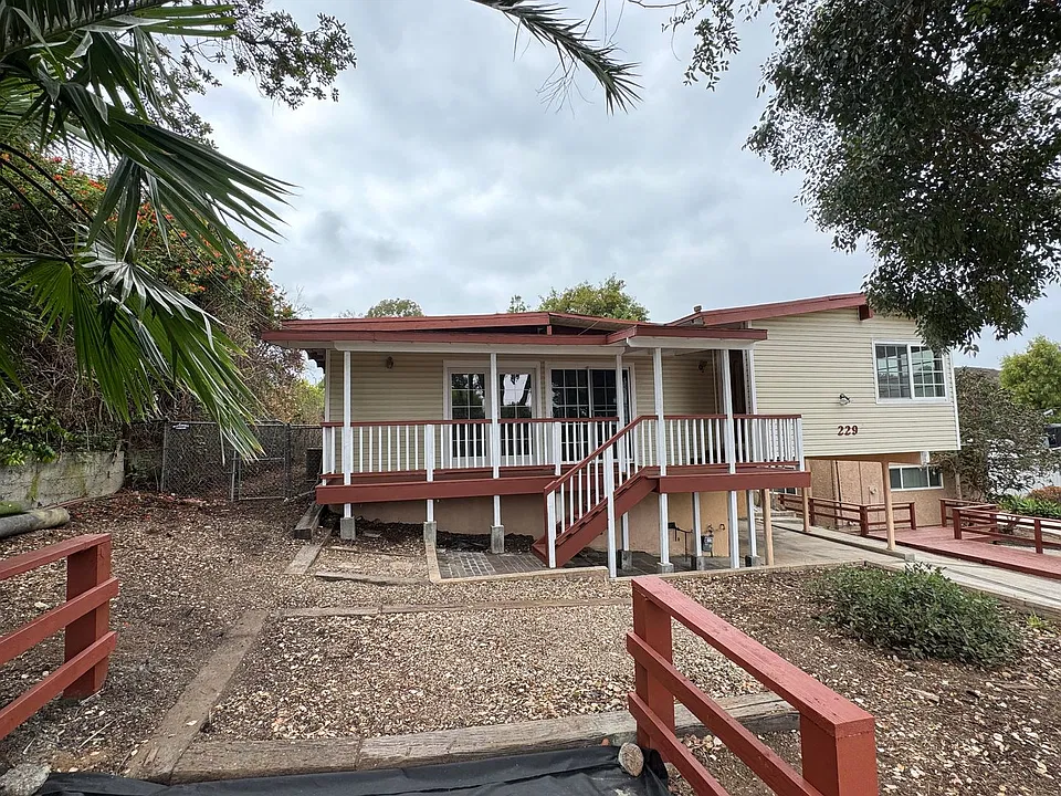 229 Timber Rd