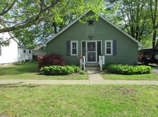803 W Chestnut St, Robinson, IL 62454