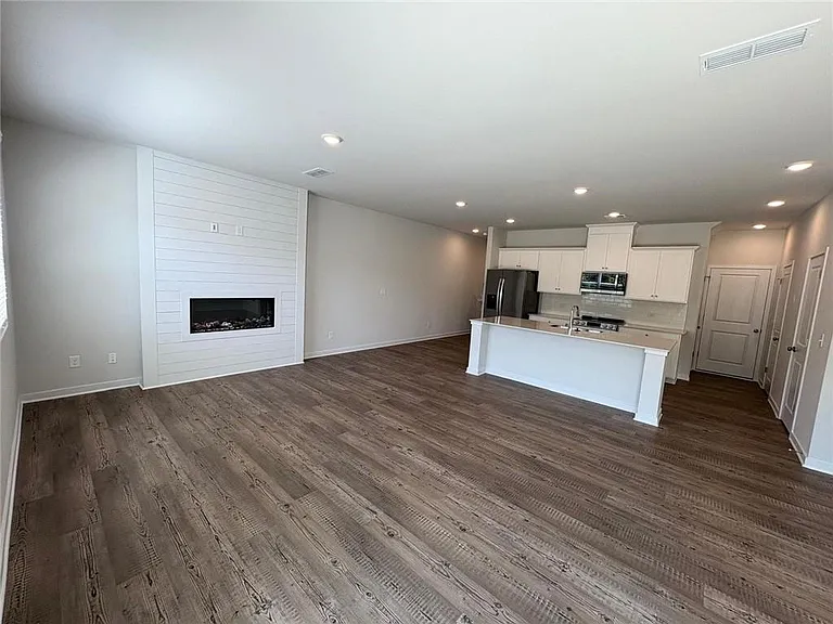7308 Mulberry St — Photo 6