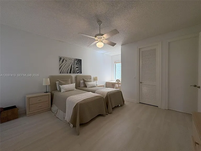 2538 Windsor Way Ct — Photo 12