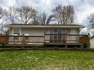 916 Terrace Dr, Festus, MO 63028