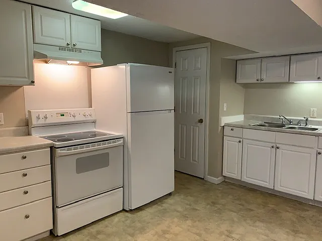 1701 Edwardsville Rd #A — Photo 2